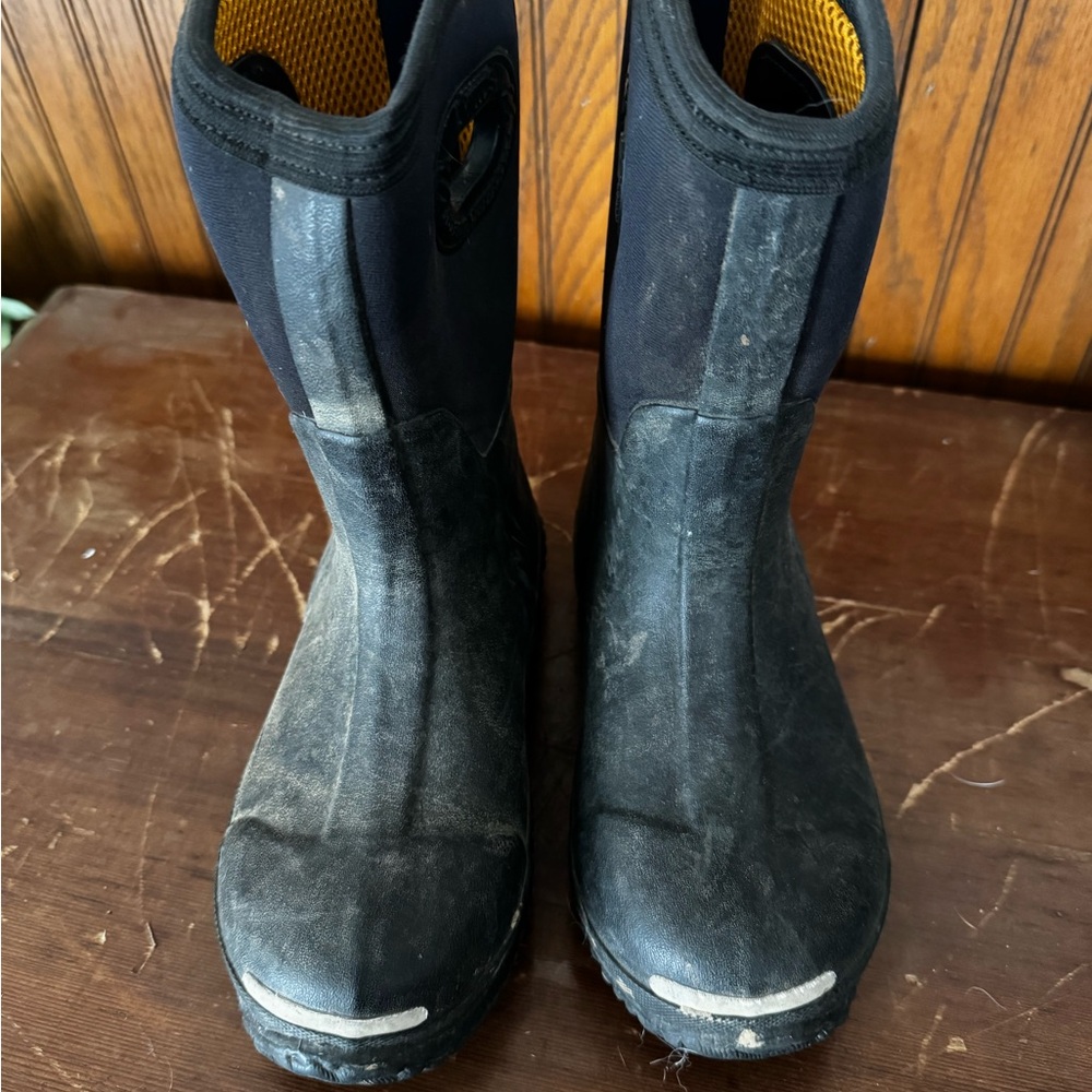 Muds Kids Black Waterproof Boots